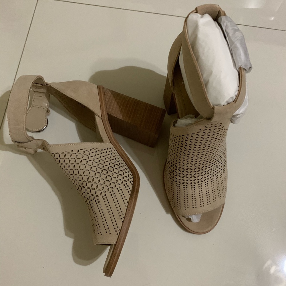 Marc Fisher Peep Hole Block Heel